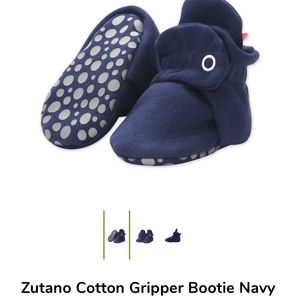 NWT Zutano Navy Gripper Booties
